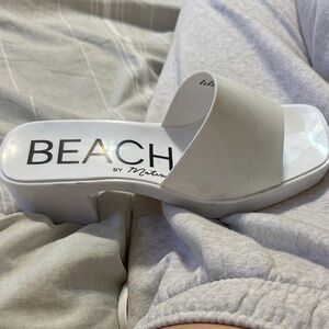 Beach by Matisse Women's White Sandals